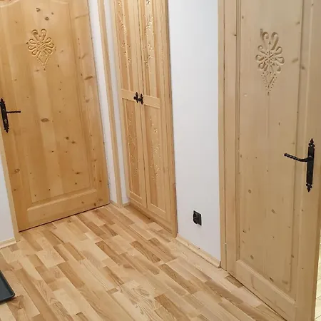 דירה Fortuna - Regionalne & - Sauna, Grill, Jacuzzi Z Widokiem Na Tatry