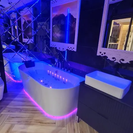 דירה Fortuna - Regionalne & - Sauna, Grill, Jacuzzi Z Widokiem Na Tatry